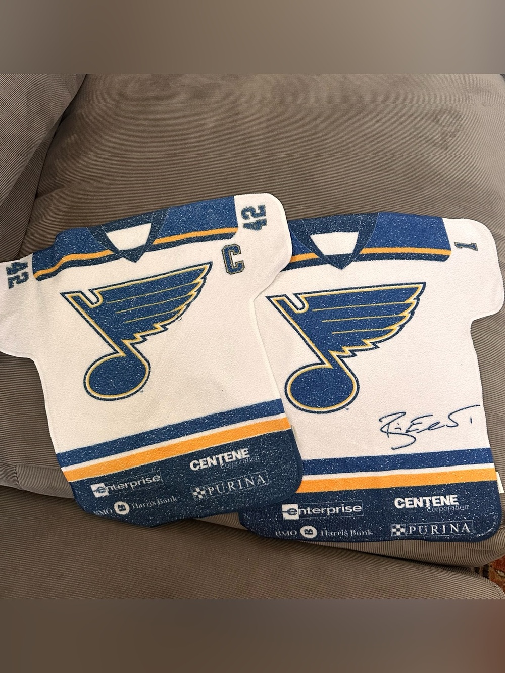 Lot Of 2 St. Louis Blues SGA Rally Towels - David Backes Brian Elliott